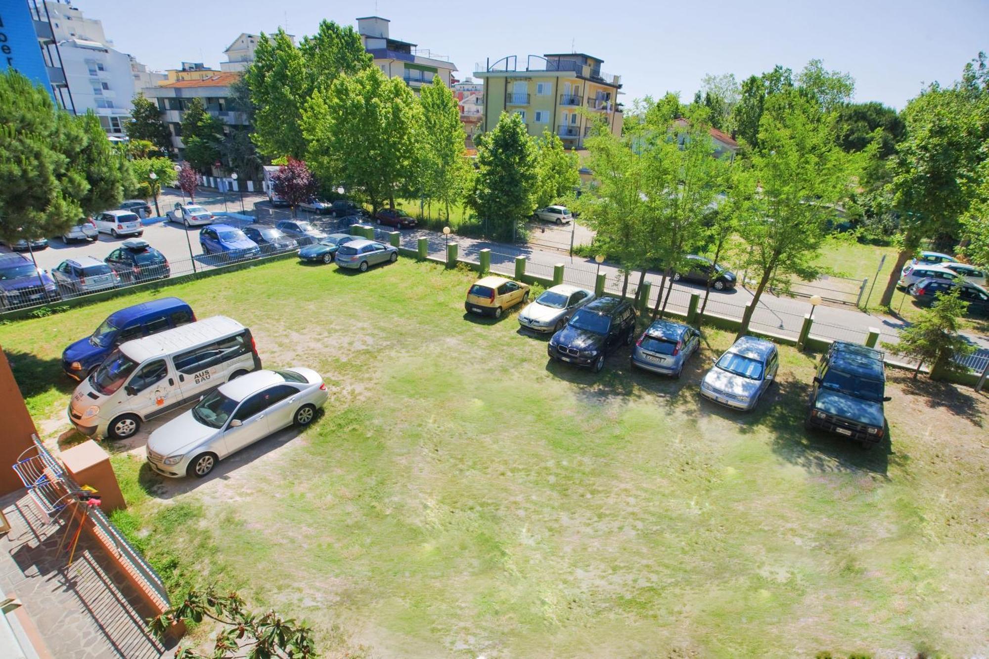 Hotel Etna - Nuova Gestione Romagnola All-Inclusive Spiaggia Parcheggio Riccione Exteriér fotografie