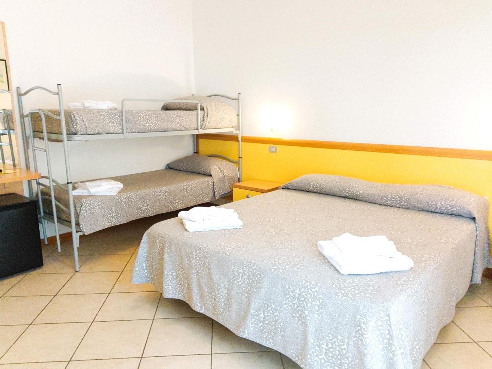 Hotel Etna - Nuova Gestione Romagnola All-Inclusive Spiaggia Parcheggio Riccione Exteriér fotografie